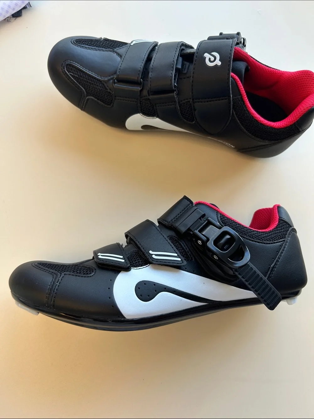 Peleton shoes - Picture 5 of 6